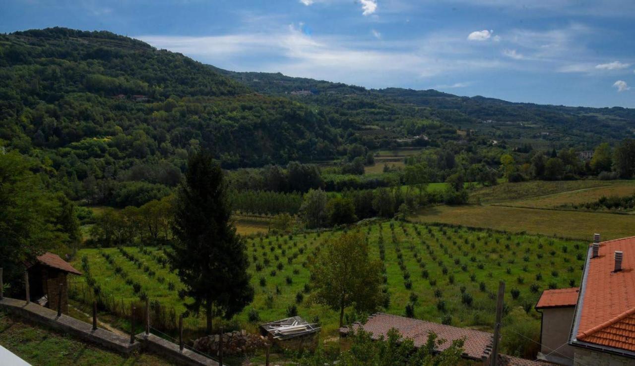B&B Le Coccinelle Torre Bormida Bagian luar foto