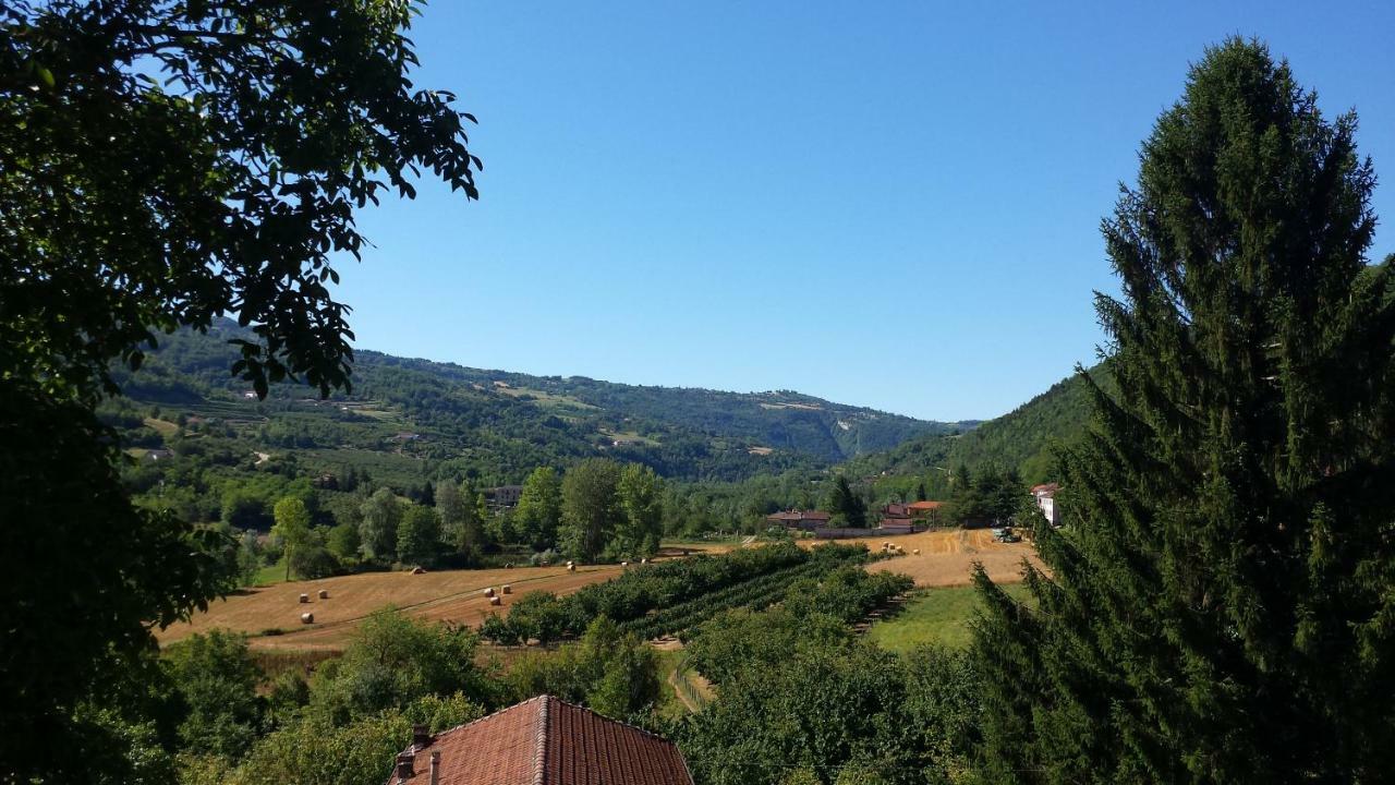 B&B Le Coccinelle Torre Bormida Bagian luar foto